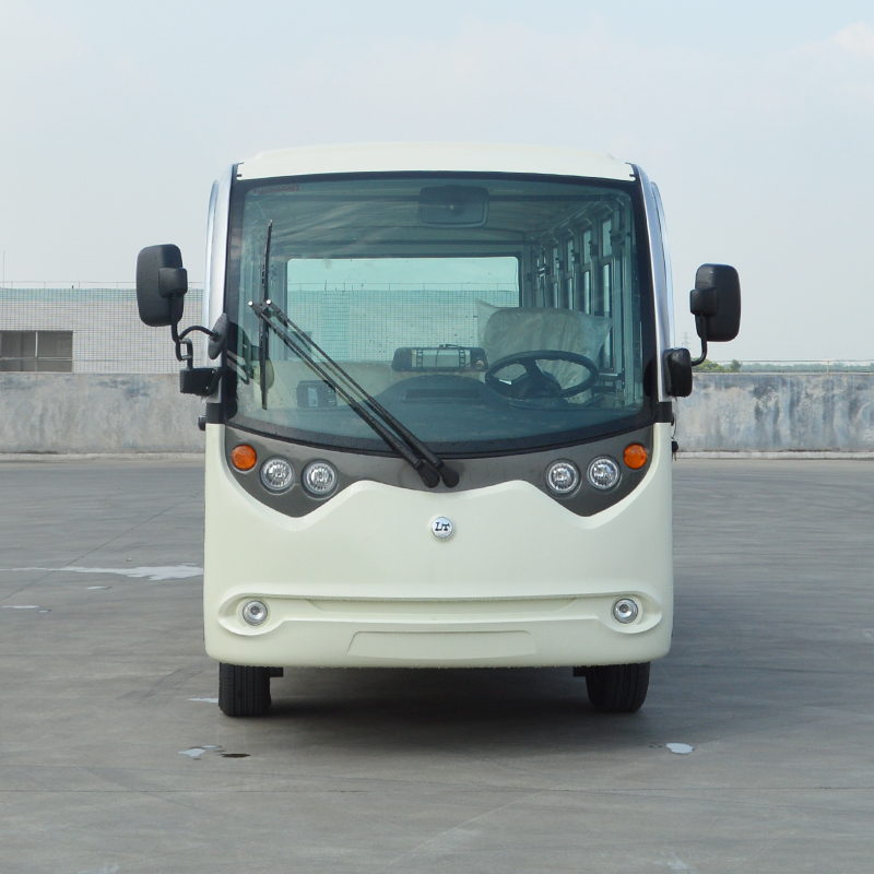 17座封閉觀光車