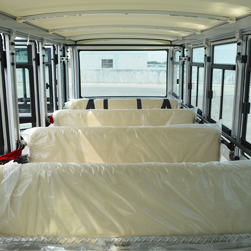 17座封閉觀光車