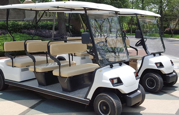 6座高爾夫球車